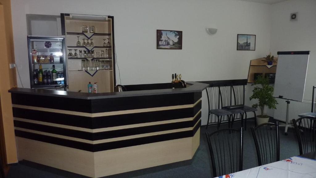 Hotel Tht Polička Extérieur photo