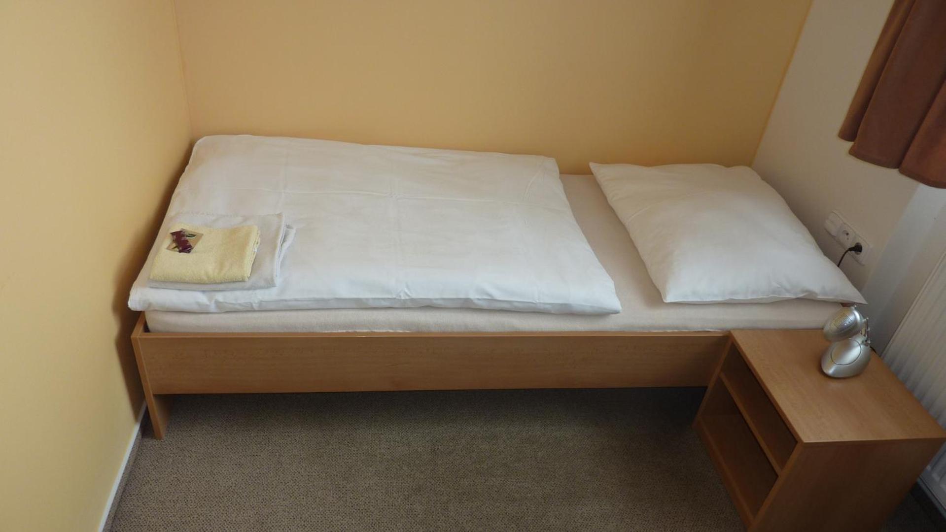 Hotel Tht Polička Extérieur photo